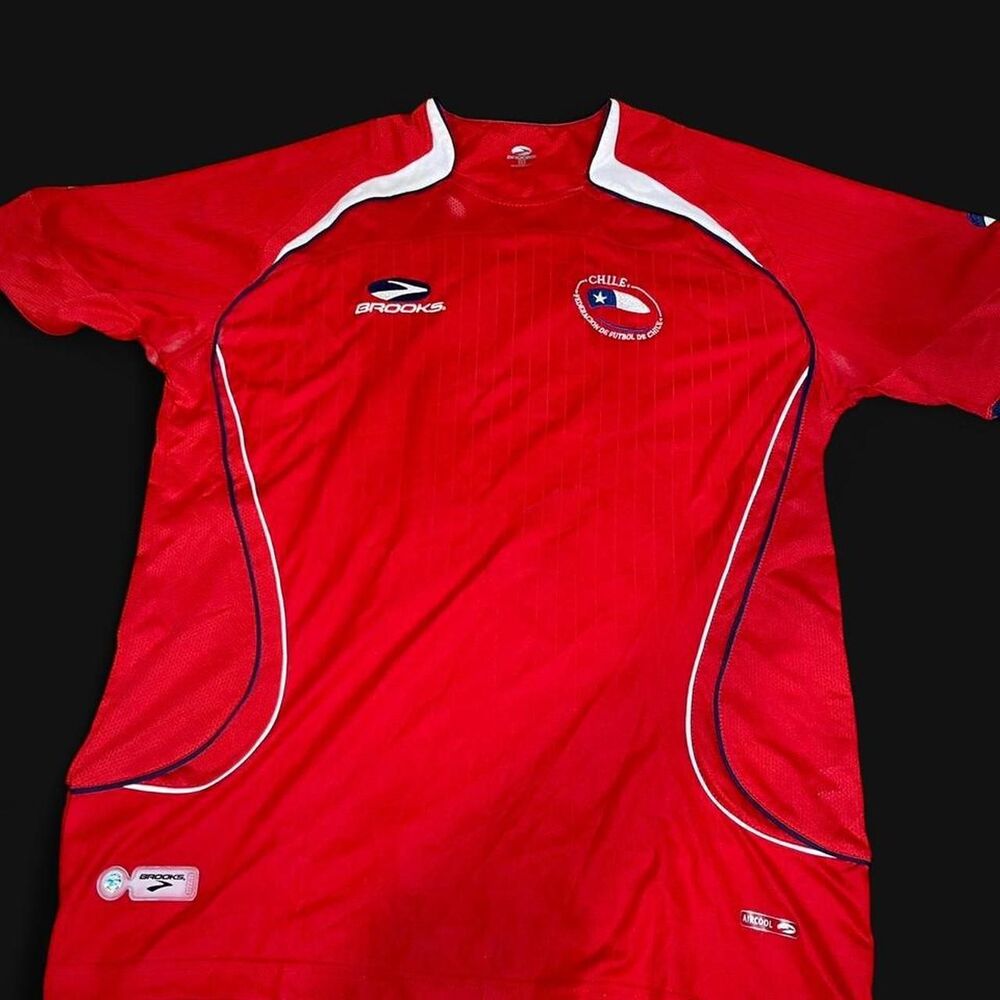 Brooks Men's Red T-shirt